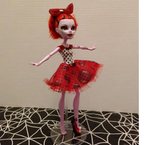 Monster High HTF retired Dot Dead Gorgeous Operetta w/ dress hair bow shoe